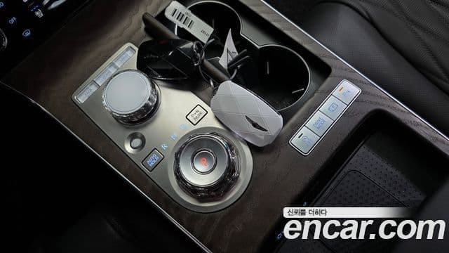 Genesis Electrified G80 2024 — ფოტო 7/20
