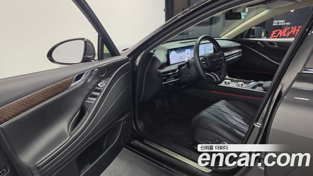 Genesis Electrified G80 2024 — ფოტო 8/20