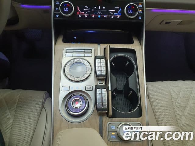 Genesis GV80 2022 — фото 8 из 20