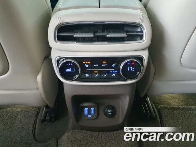 Genesis GV80 2022 — фото 15 из 20