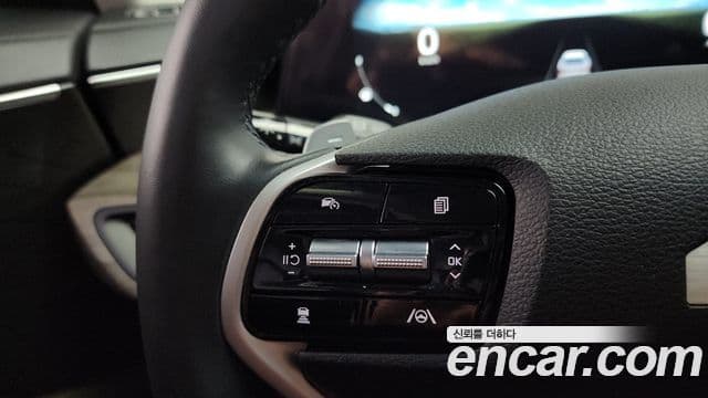 Kia K8 2023 — фото 17 из 20