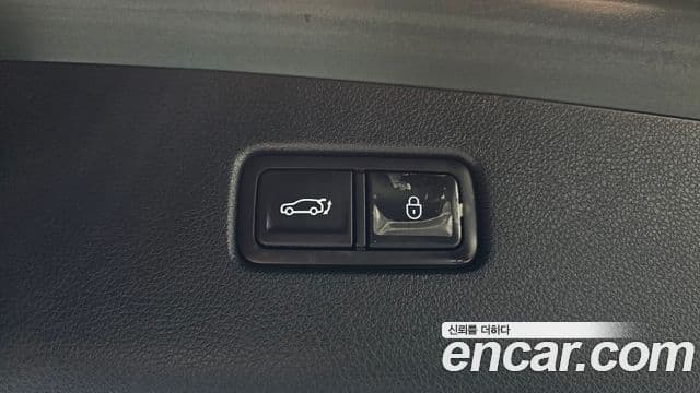Genesis GV70 2022 — Şəkil 18/20