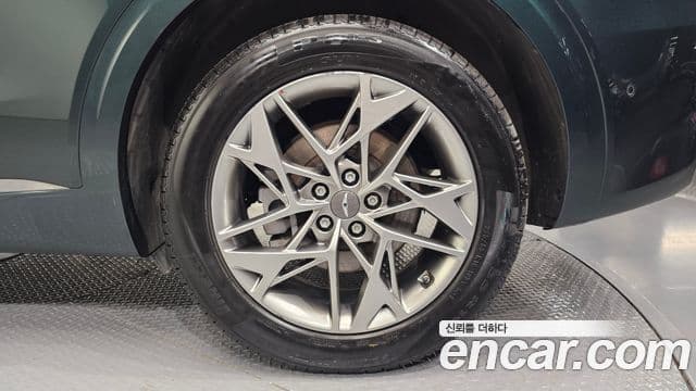 Genesis GV70 2022 — ფოტო 10/31