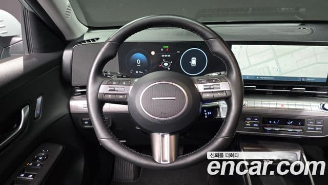 Hyundai Kona 2023 — фото 13 из 20