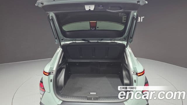 Hyundai Kona Hybrid 2023 — Photo 4/30