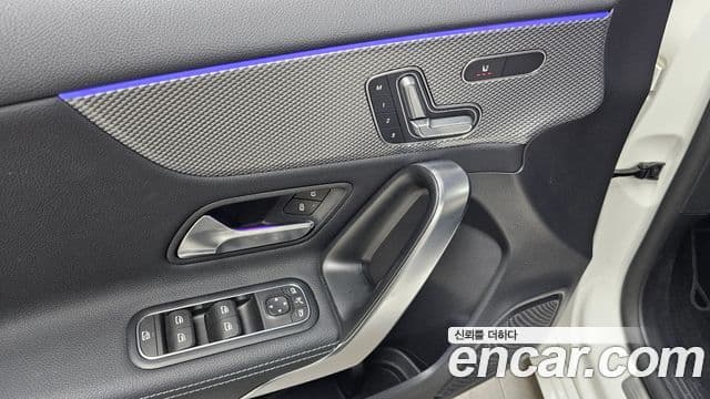 Mercedes-Benz A-Class 2023 — фото 15 из 20