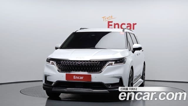 Kia Carnival 2023 — Фото 3/20