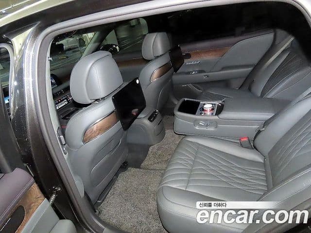 Genesis G90 2022 — ფოტო 9/20