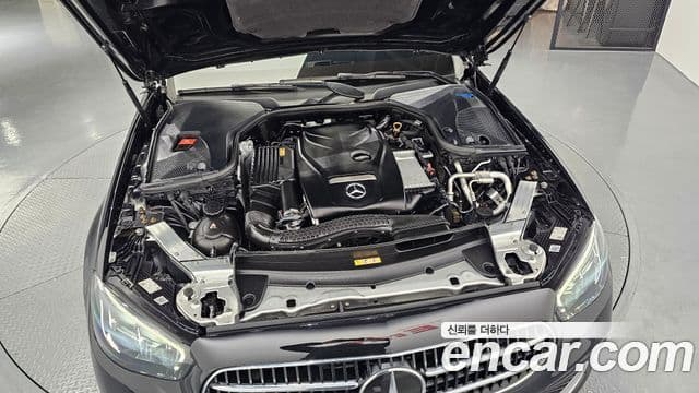 Mercedes-Benz E-Class 2021 — Şəkil 6/20
