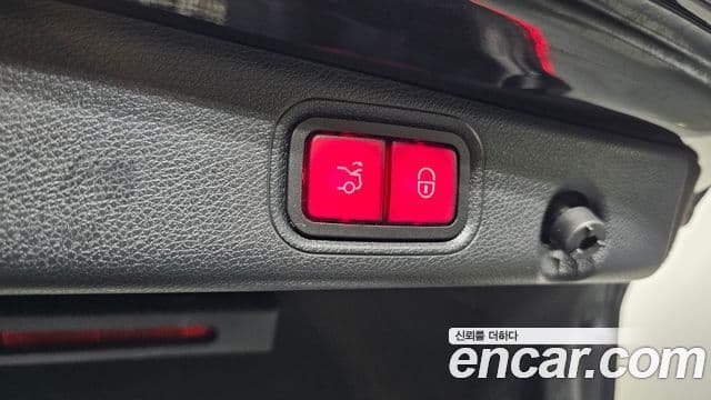 Mercedes-Benz E-Class 2021 — фото 20 из 20