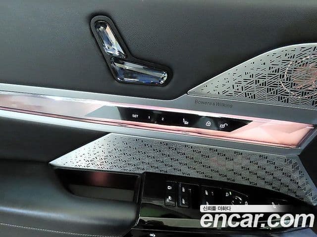 BMW i7 2023 — Photo 14/20