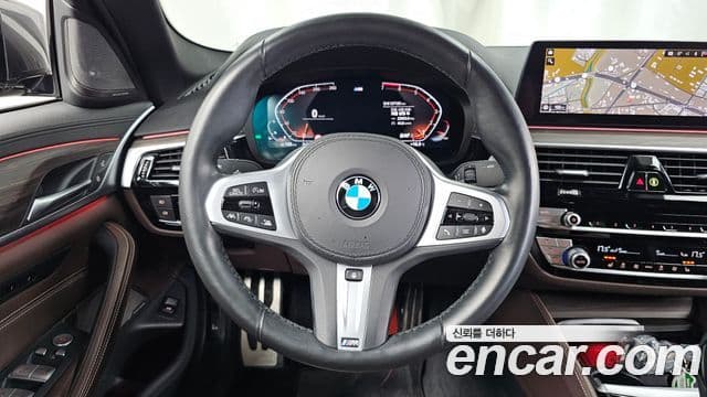 BMW 5 Series 2020 — Фото 13/20