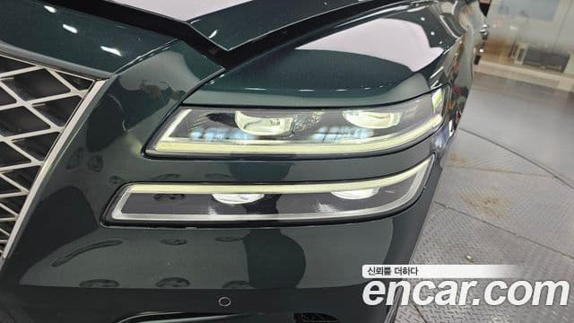 Genesis GV80 2020 — ფოტო 30/32