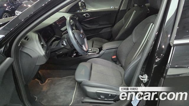 BMW 1 Series 2024 — ფოტო 9/15