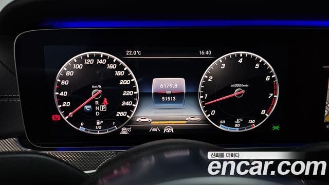 Mercedes-Benz E-Class 2020 — Фото 8/20