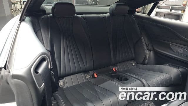 Mercedes-Benz E-Class 2020 — Фото 11/20