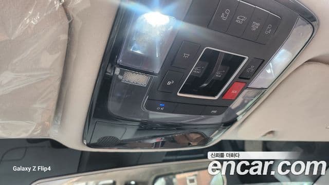 Hyundai Staria 2022 — ფოტო 16/20