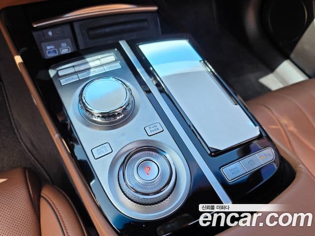 Genesis Electrified G80 2023 — Şəkil 7/20