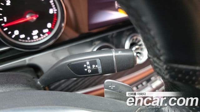 Mercedes-Benz E-Class 2018 — ფოტო 4/20