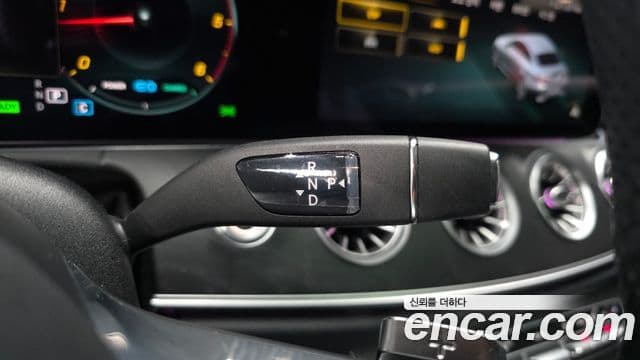Mercedes-Benz E-Class 2022 — фото 9 из 20
