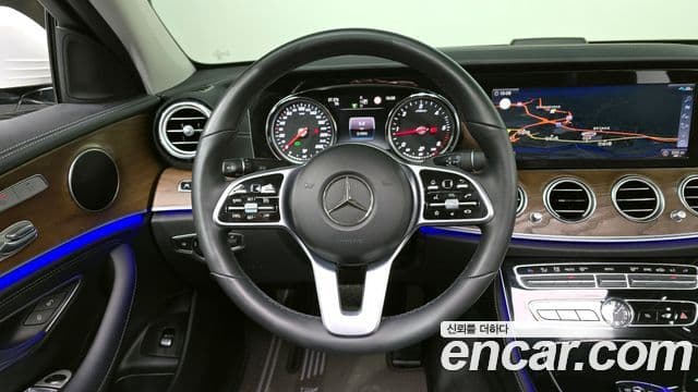 Mercedes-Benz E-Class 2020 — Şəkil 9/20