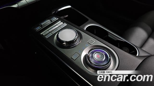 Genesis GV70 2024 — ფოტო 9/20