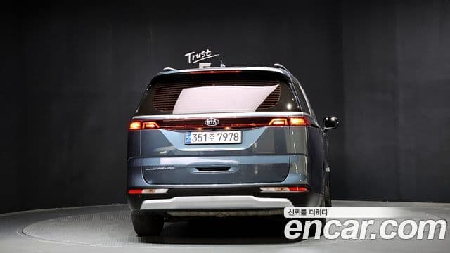 Kia Carnival 2021 — Şəkil 1/34
