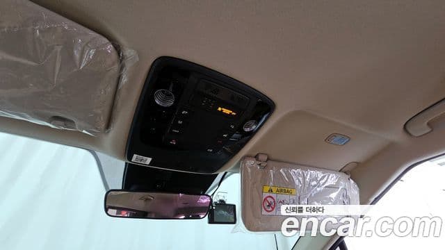 Kia Carnival 2021 — Şəkil 20/34