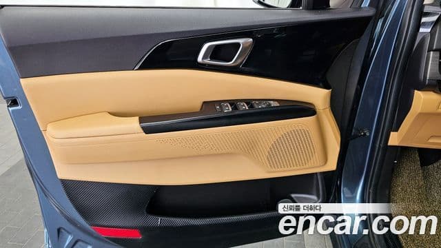 Kia Carnival 2021 — Şəkil 21/34