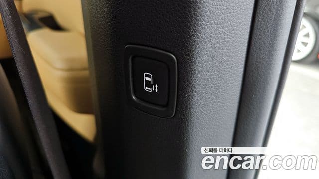 Kia Carnival 2021 — Şəkil 10/34