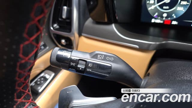 Kia Sorento 2020 — Şəkil 16/20