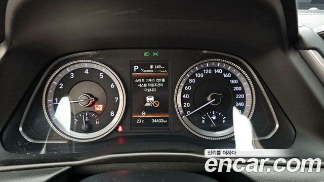 Hyundai Sonata 2022 — ფოტო 8/20