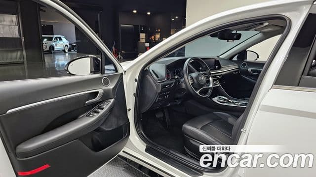 Hyundai Sonata 2022 — ფოტო 10/20