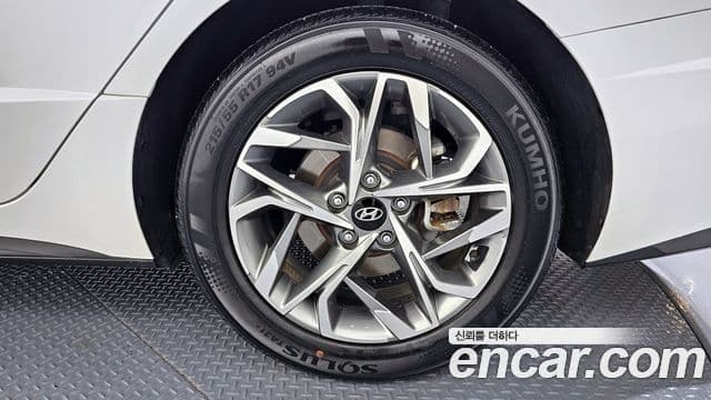 Hyundai Sonata Hybrid 2022 — Şəkil 19/31