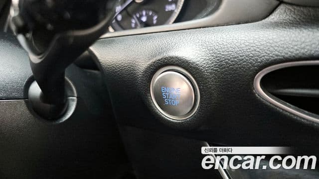 Hyundai Sonata Hybrid 2022 — Şəkil 10/31