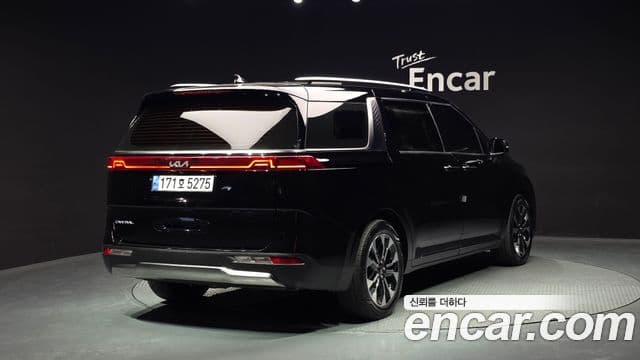 Kia Carnival 2022 — ფოტო 1/20