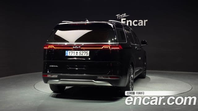 Kia Carnival 2022 — ფოტო 3/20