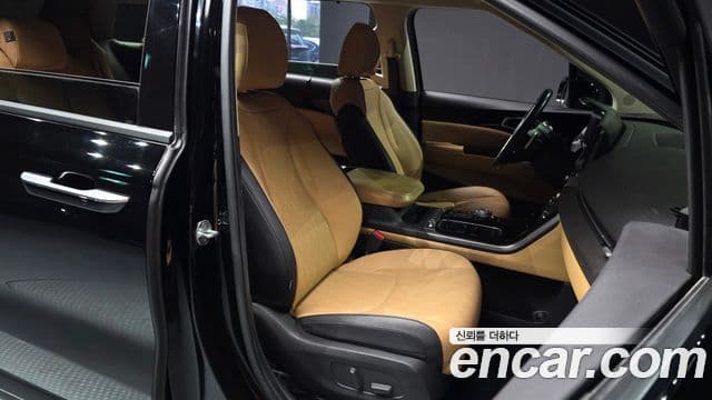 Kia Carnival 2022 — ფოტო 12/20