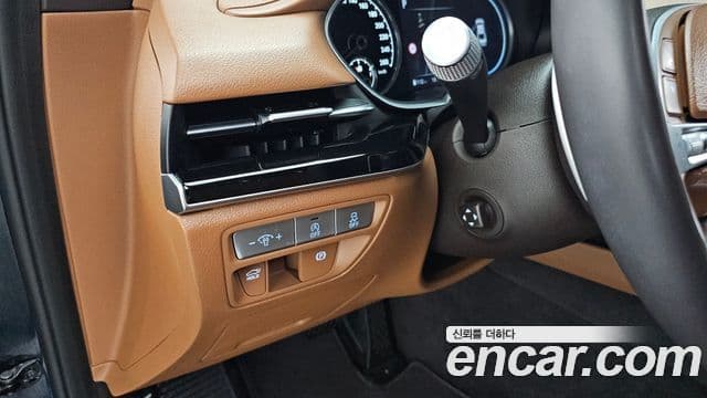 Genesis Electrified G80 2022 — Şəkil 18/20