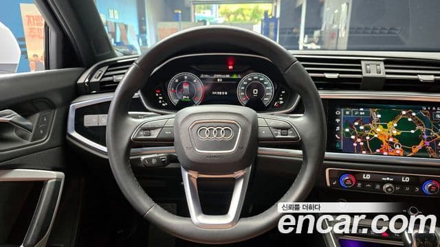 Audi Q3 2022 — Photo 6/20