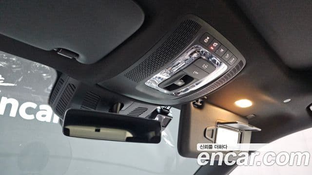 Mercedes-Benz GLB-Class 2022 — ფოტო 19/20