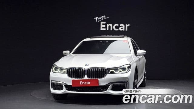 BMW 7 Series 2018 — Şəkil 18/20