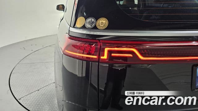 Kia Carnival 2020 — Photo 23/33