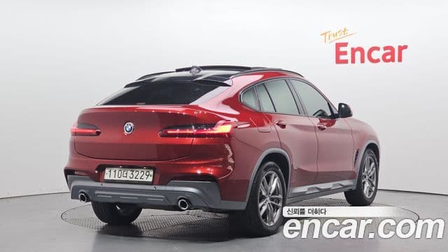 BMW X4 2020 — Фото 2/20