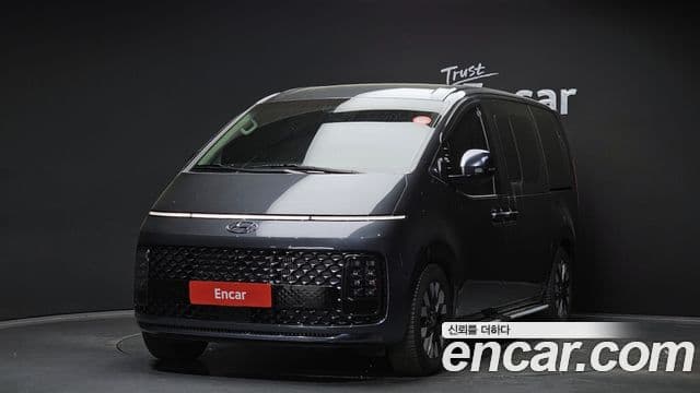 Hyundai Staria 2023 — Şəkil 1/20