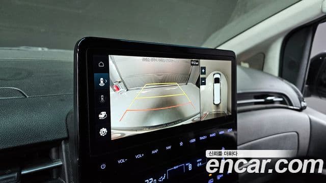 Hyundai Staria 2023 — Şəkil 15/20