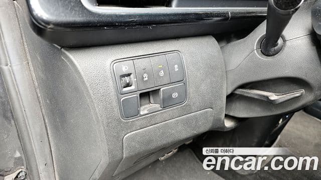 Hyundai Staria 2023 — Şəkil 18/20