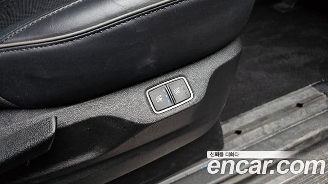 Hyundai Staria 2023 — Şəkil 19/20