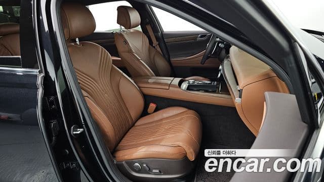 Genesis Electrified G80 2022 — Şəkil 11/20