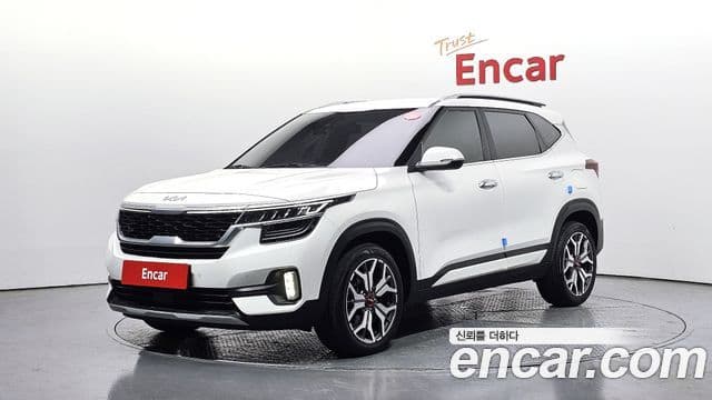 Kia Seltos 2022 — ფოტო 1/20